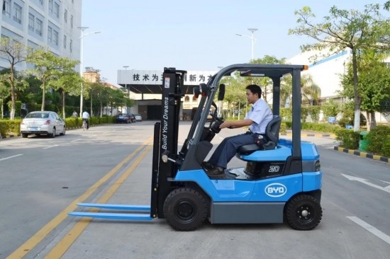 快看！原來這么多“企業”都選擇比亞迪叉車！